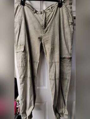 Women Olive Utility Cargo Pants